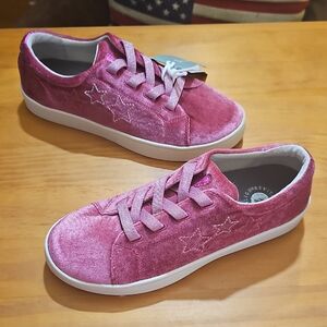 Revitalign Pink Orthotic  Sneakers Velvet Malibu Size 9 Wide